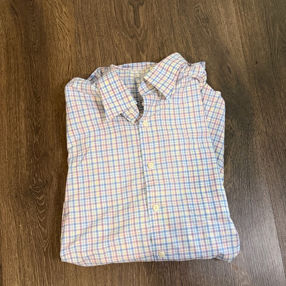 Men’s Peter Millar Button Up 100% Cotton Shirt- size Large